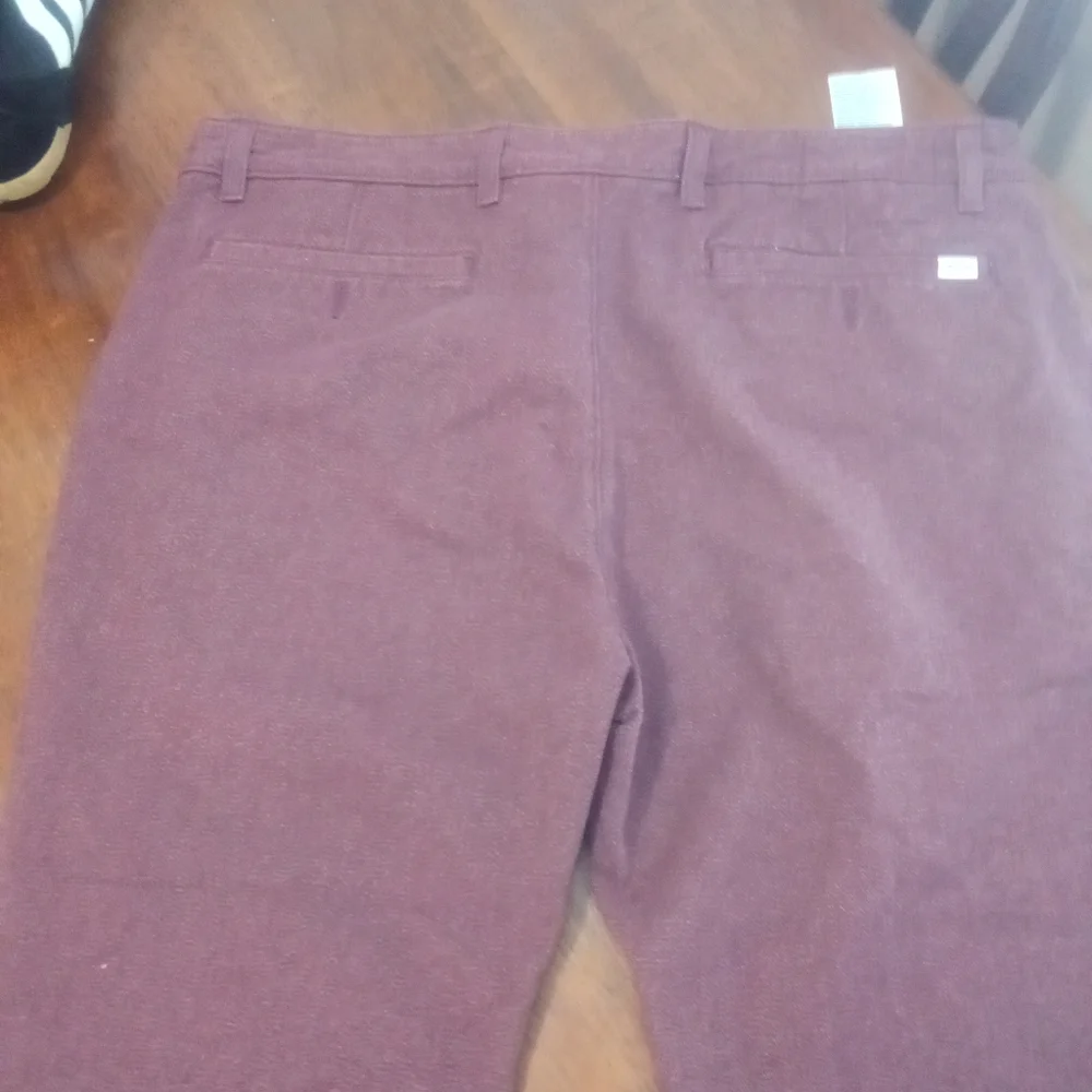 Unique Levis - Picture 9 of 9